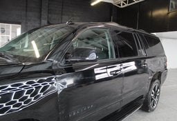 2020 Chevrolet Suburban Premier - Image 16