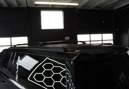 2020 Chevrolet Suburban Premier - Image 22