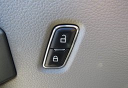 2016 Ford F-150 - Image 39