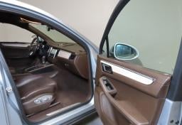 Thumbnail of 2016 Porsche Macan