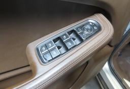 Thumbnail of 2016 Porsche Macan