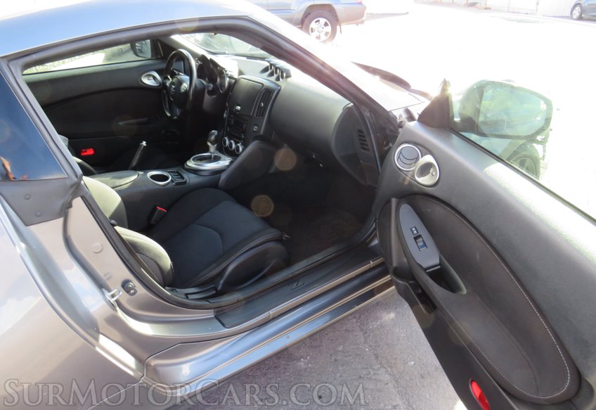 2015 Nissan 370Z - Image 15
