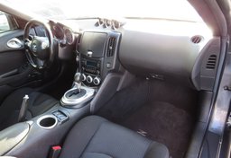 2015 Nissan 370Z - Image 23