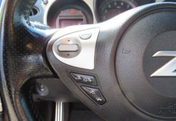 2015 Nissan 370Z - Image 29