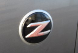 2015 Nissan 370Z - Image 19