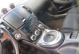 2015 Nissan 370Z - Image 34