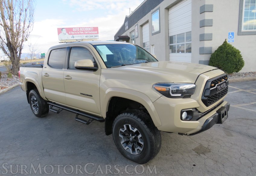 2017 Toyota Tacoma - Image 4
