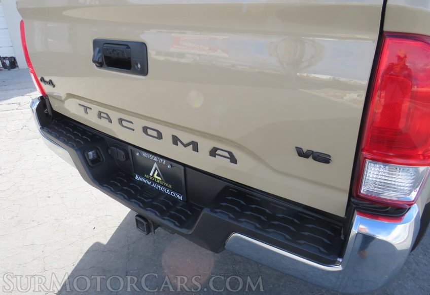 2017 Toyota Tacoma - Image 24