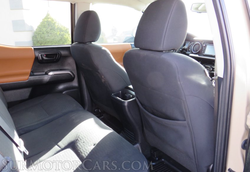 2017 Toyota Tacoma - Image 33