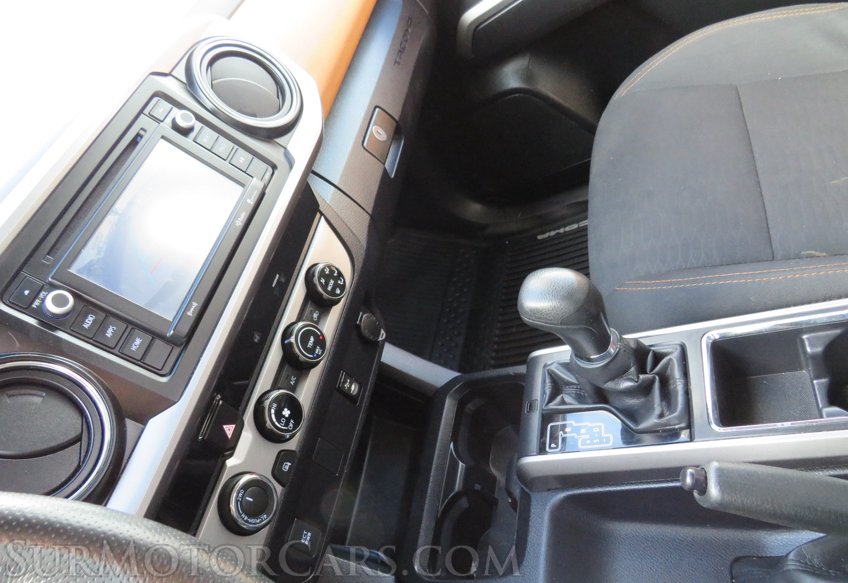 2017 Toyota Tacoma - Image 39