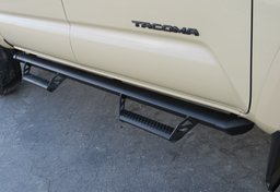 2017 Toyota Tacoma - Image 22