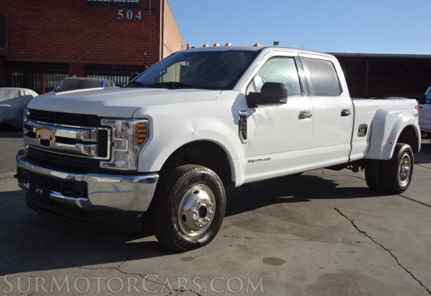 2018 Ford Super Duty F-350 DRW - Image 3