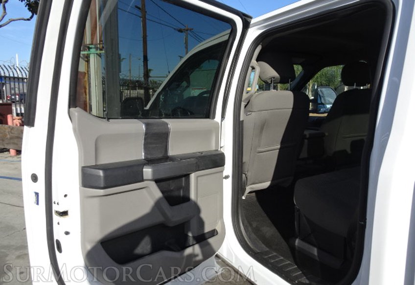 2018 Ford Super Duty F-350 DRW - Image 27