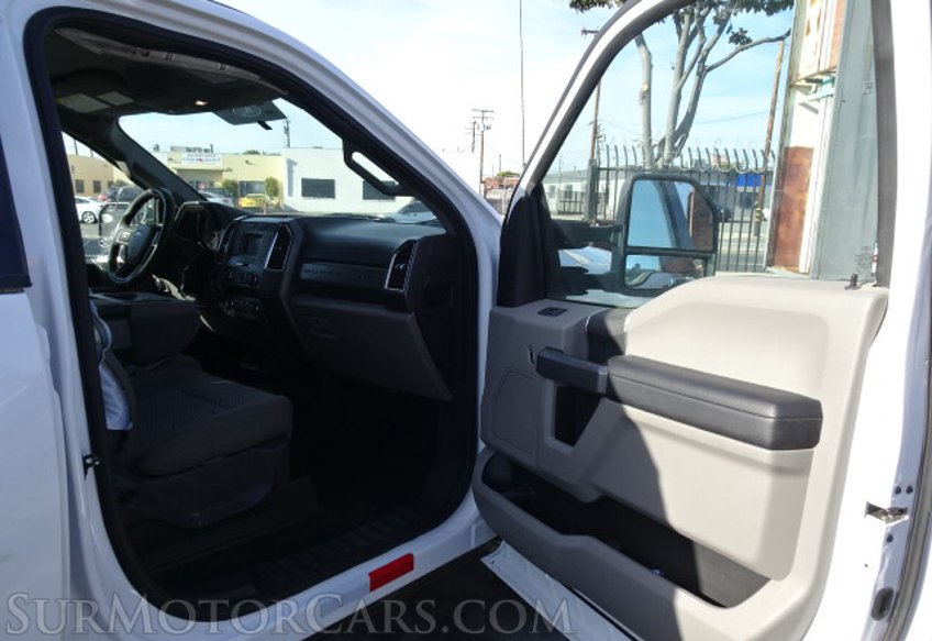 2018 Ford Super Duty F-350 DRW - Image 22