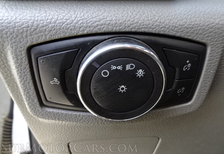 2018 Ford Super Duty F-350 DRW - Image 36