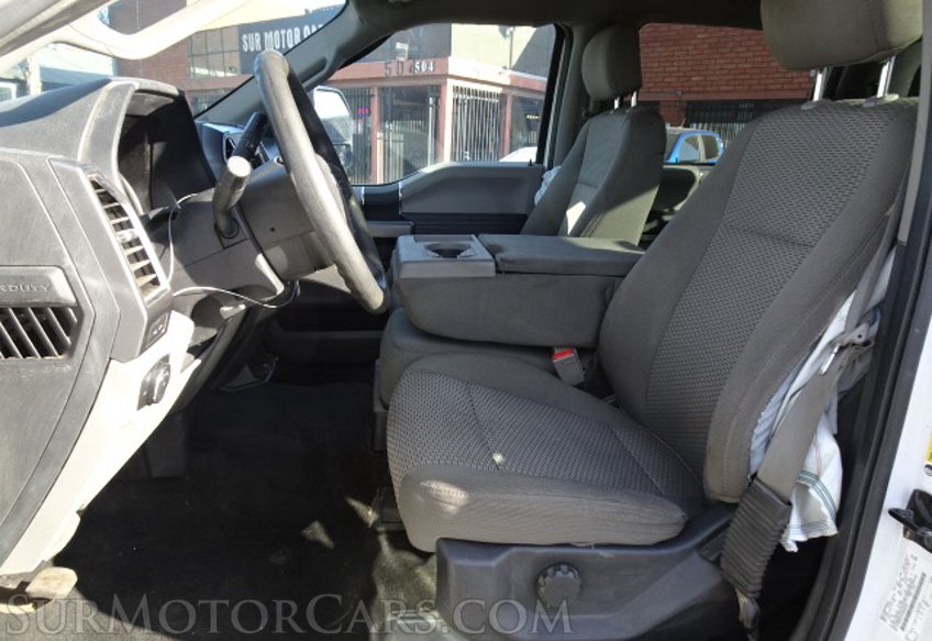2018 Ford Super Duty F-350 DRW - Image 26
