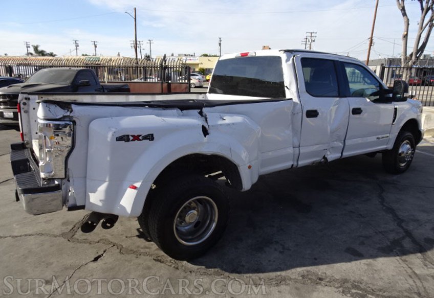 2018 Ford Super Duty F-350 DRW - Image 10