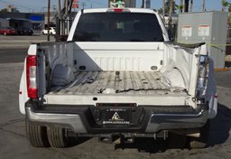 2018 Ford Super Duty F-350 DRW - Image 11