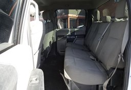 2018 Ford Super Duty F-350 DRW - Image 32