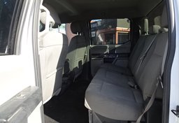 2018 Ford Super Duty F-350 DRW - Image 30