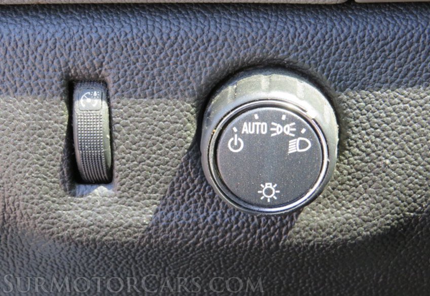 2019 Chevrolet Colorado - Image 32