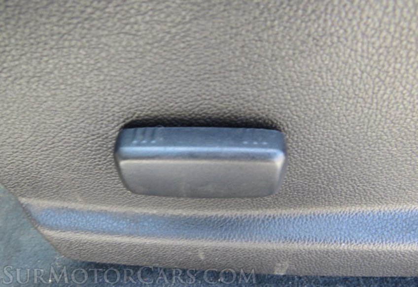 2019 Chevrolet Colorado - Image 33