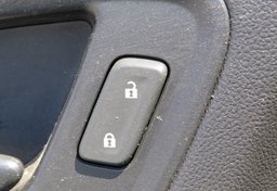 2019 Chevrolet Colorado - Image 35