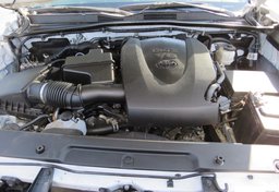 2021 Toyota Tacoma 4WD - Image 44