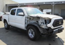 2021 Toyota Tacoma 4WD - Image 4