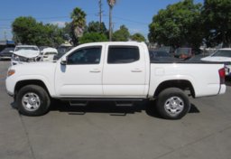 2021 Toyota Tacoma 4WD - Image 11