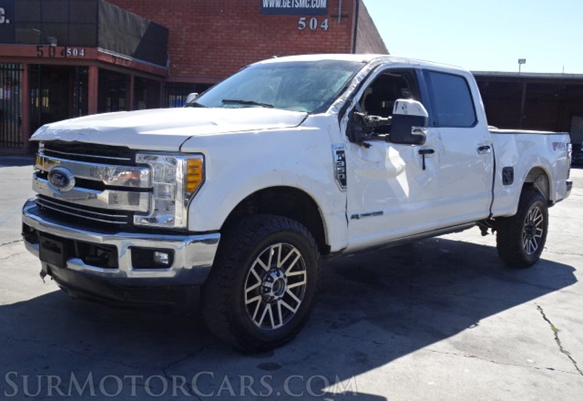 2017 Ford Super Duty F-350 SRW - Image 3
