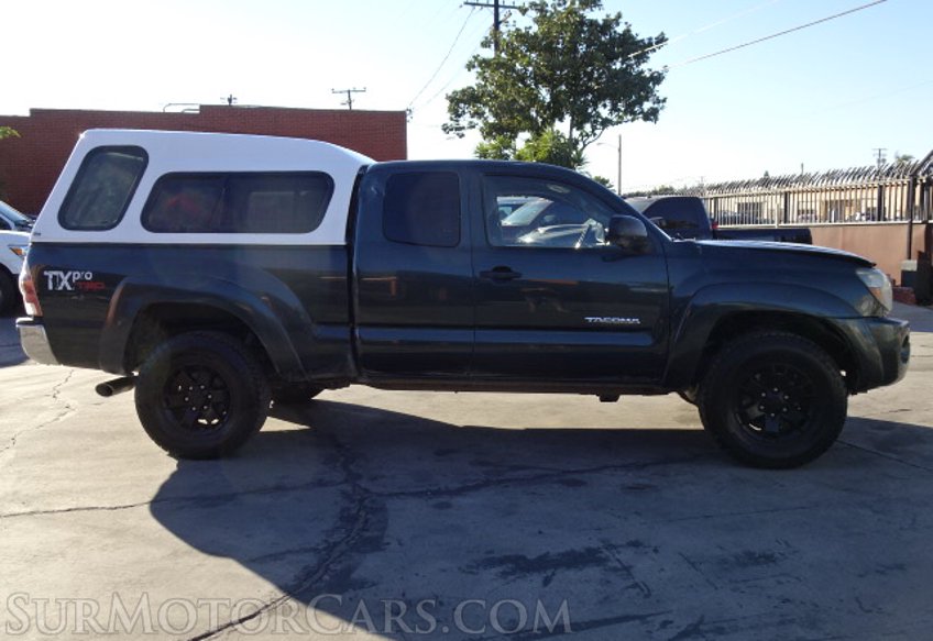 2011 Toyota Tacoma - Image 5