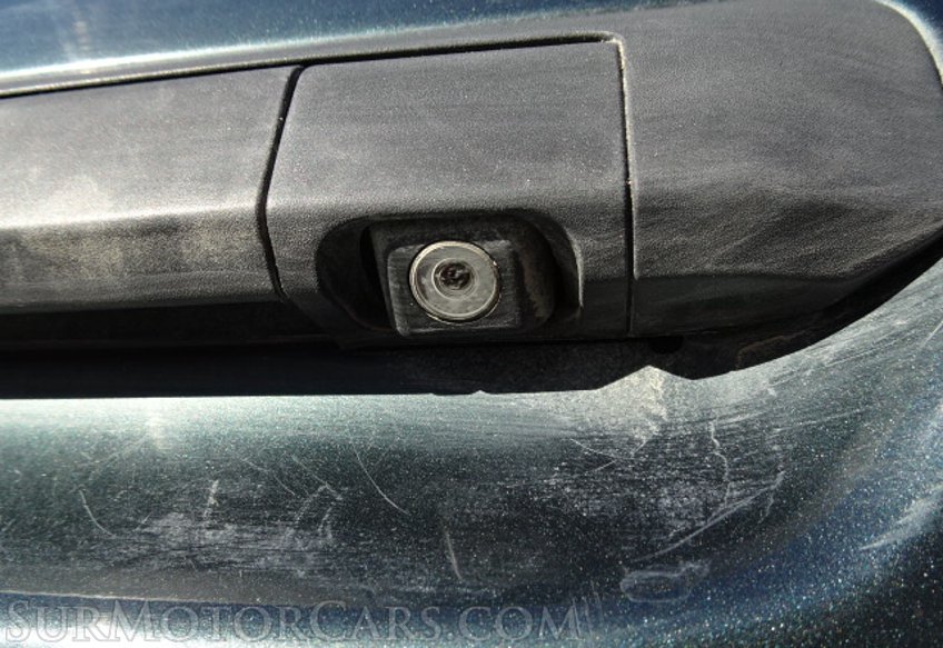 2011 Toyota Tacoma - Image 12