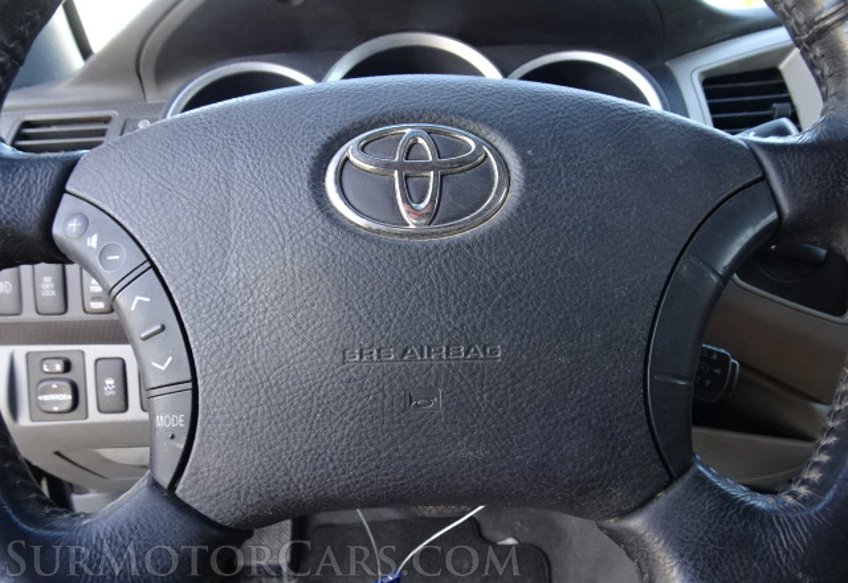 2011 Toyota Tacoma - Image 32