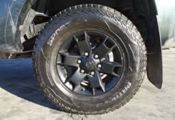 2011 Toyota Tacoma - Image 19