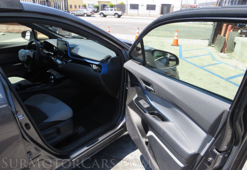 2019 Toyota C-HR - Image 21