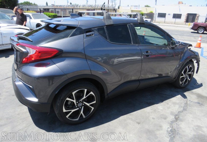 2019 Toyota C-HR - Image 8
