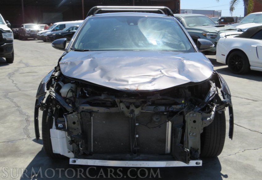 2019 Toyota C-HR - Image 11