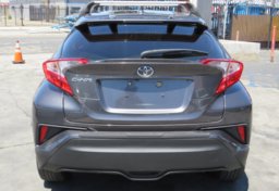 2019 Toyota C-HR - Image 12