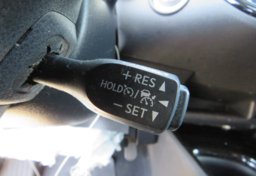 2019 Toyota C-HR - Image 41