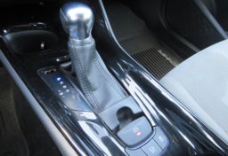 2019 Toyota C-HR - Image 36