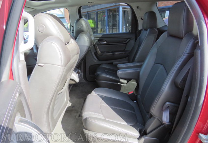 2013 GMC Acadia - Image 31