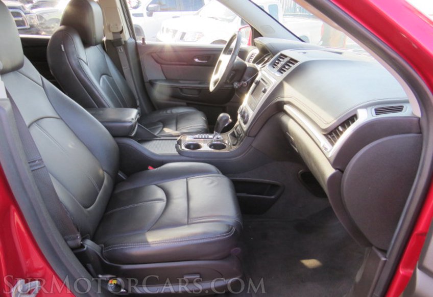 2013 GMC Acadia - Image 24