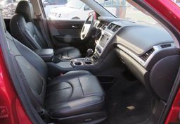 2013 GMC Acadia - Image 26
