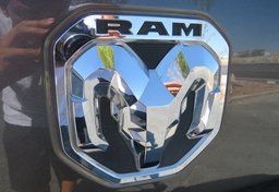 2020 Ram 1500 - Image 12
