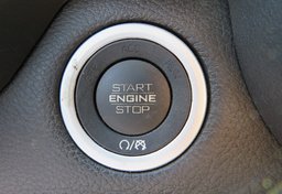 2020 Ram 1500 - Image 39