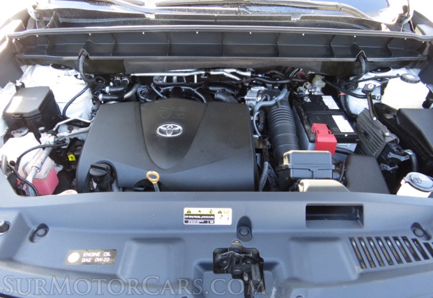 2021 Toyota Highlander - Image 55