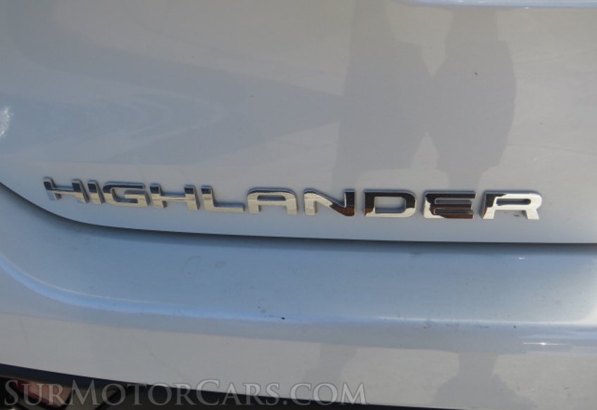 2021 Toyota Highlander - Image 20