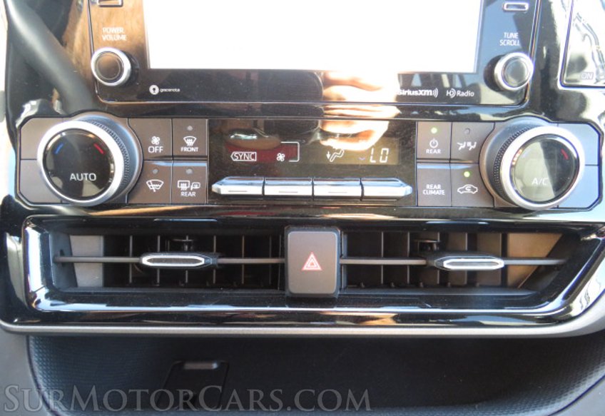 2021 Toyota Highlander - Image 46