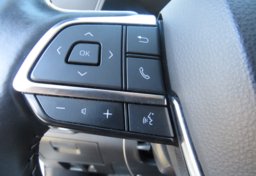 2021 Toyota Highlander - Image 37